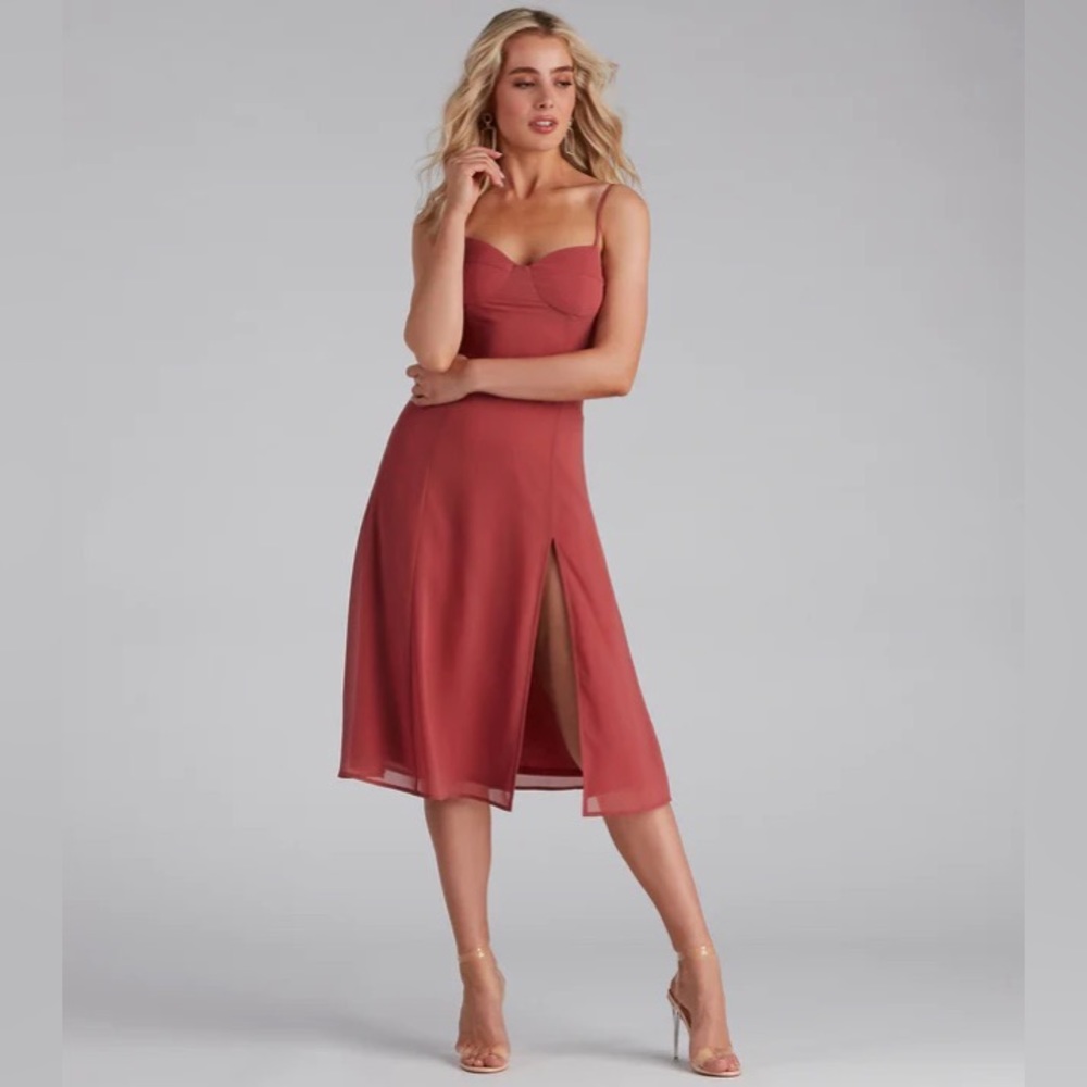 Windsor Chiffon Midi Dress